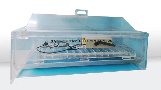 Salt spray test apparatus